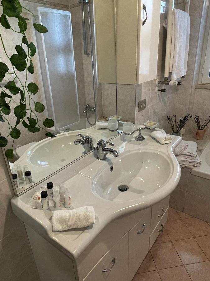 Апартаменты Renza House Chiaia Неаполь Экстерьер фото