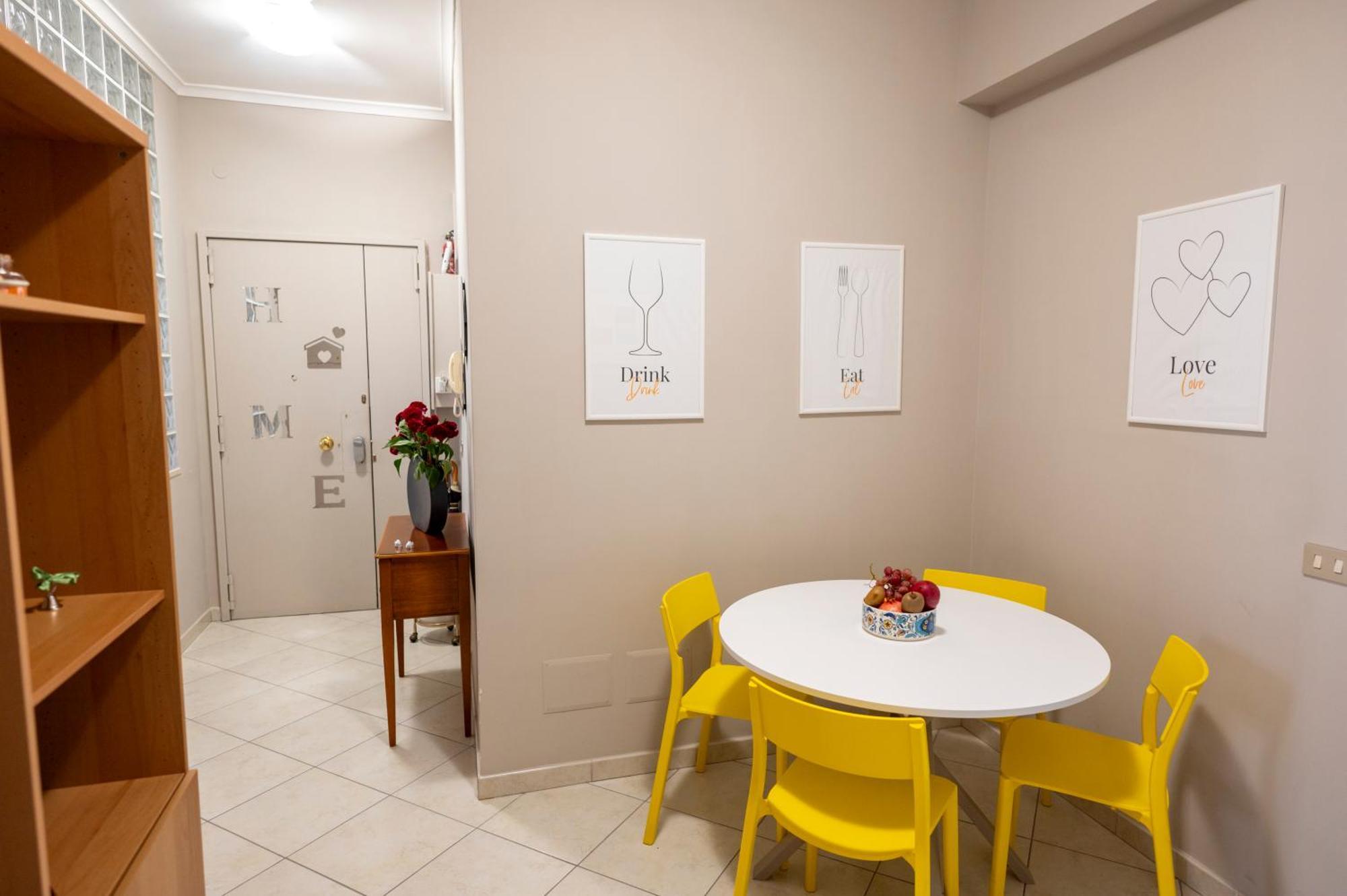Апартаменты Renza House Chiaia Неаполь Экстерьер фото