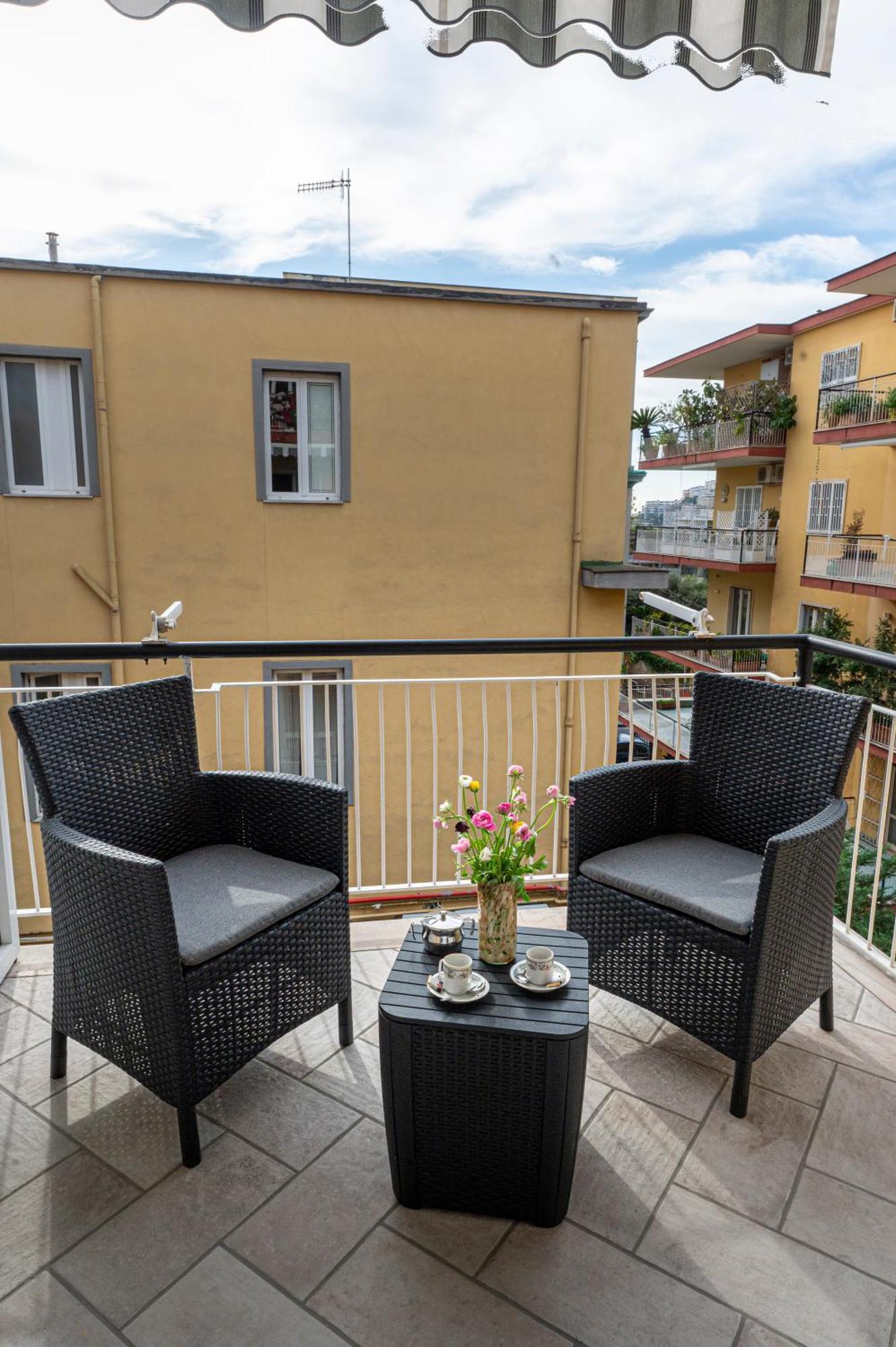 Апартаменты Renza House Chiaia Неаполь Экстерьер фото